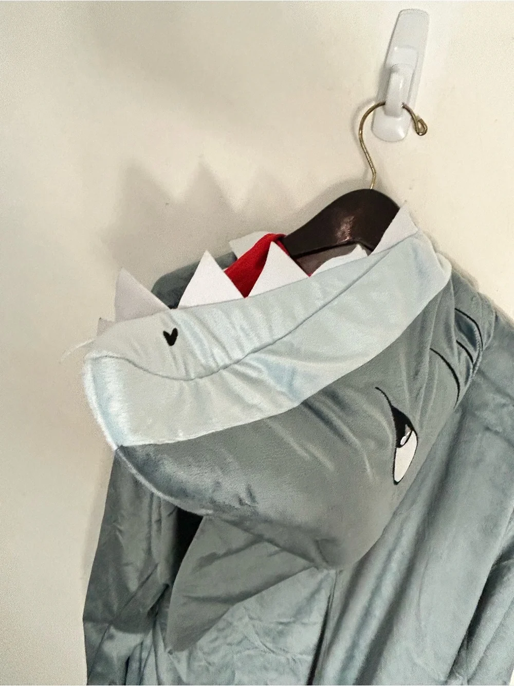 Spirit Halloween Great White Shark Costume Size L/XL - Picture 13 of 14